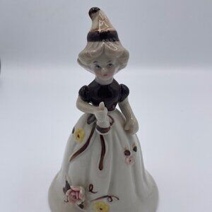 VINTAGE BRINNS WOMAN PORCELAIN BELL PGH PA TAIWAN GOOD CONDITION